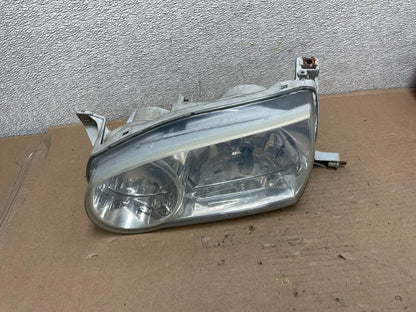 2001 2002 Toyota Corolla Left Driver LH Side Halogen Headlight AA9983 DW0