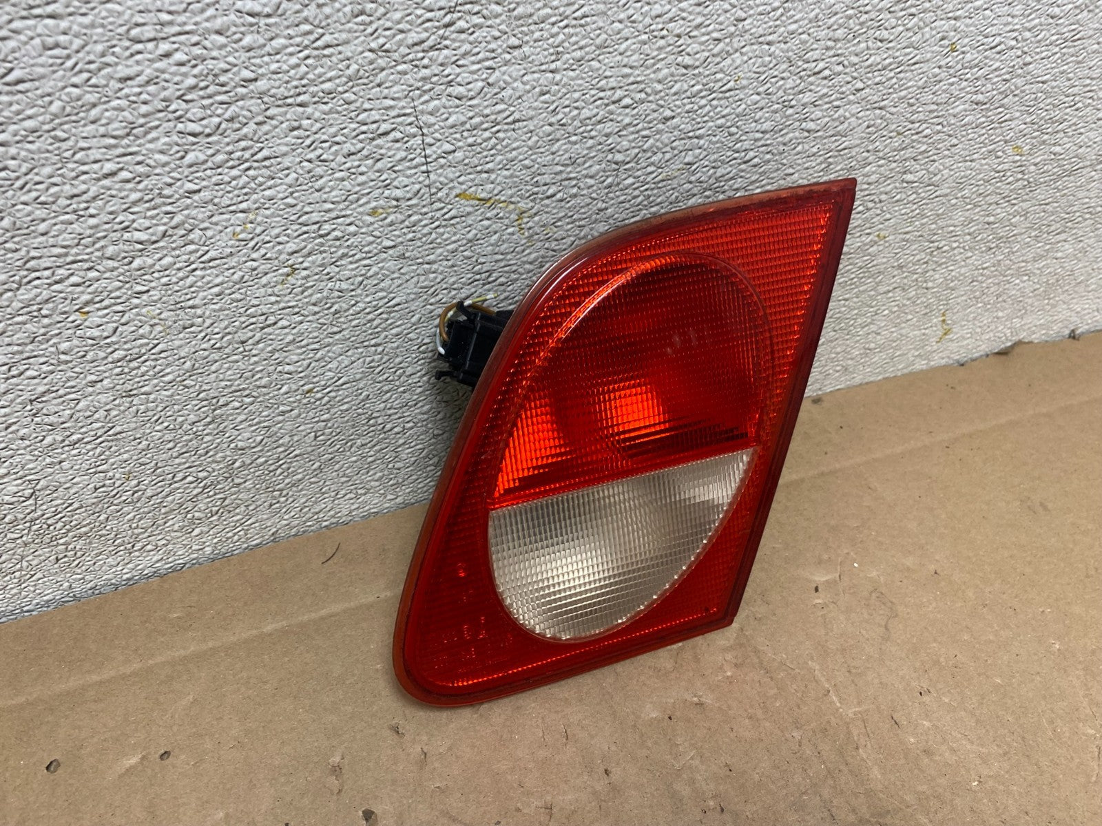 1996 - 1999 Mercedes-Benz E W210 E320 Right Passenger Inner Tail Light S0665 DW2