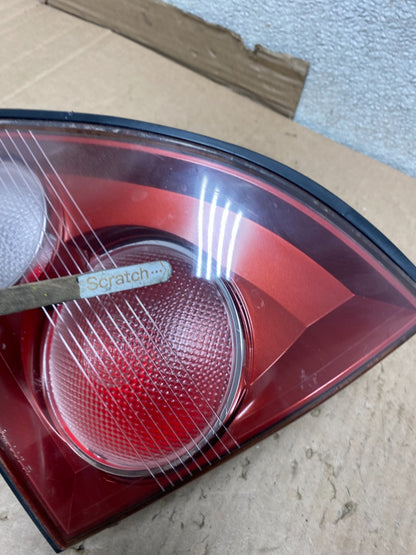 1999 - 2001 Lexus RX300 Right Passenger Side Rear Inner Tail Light Oem U8190 DW3