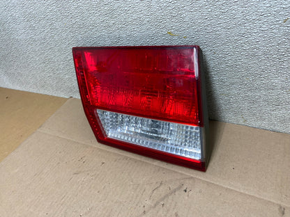 2005 2006 2007 Honda Odyssey Inner Left Driver Lh Tail Light Z3894 DW1