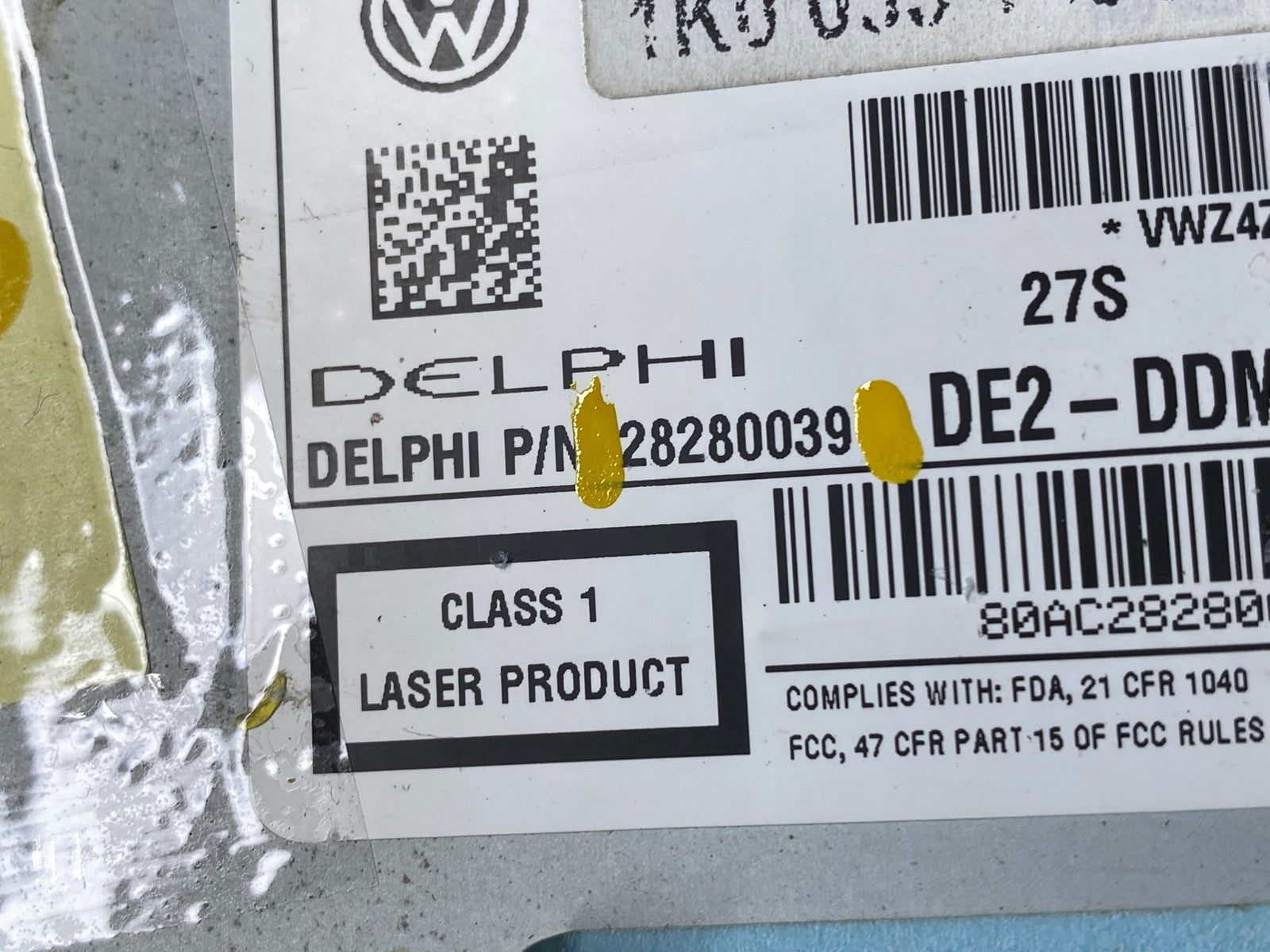 2010 to 2014 Volkswagen Passat Jetta Radio CD Player Screen Navigation T1455 DG5