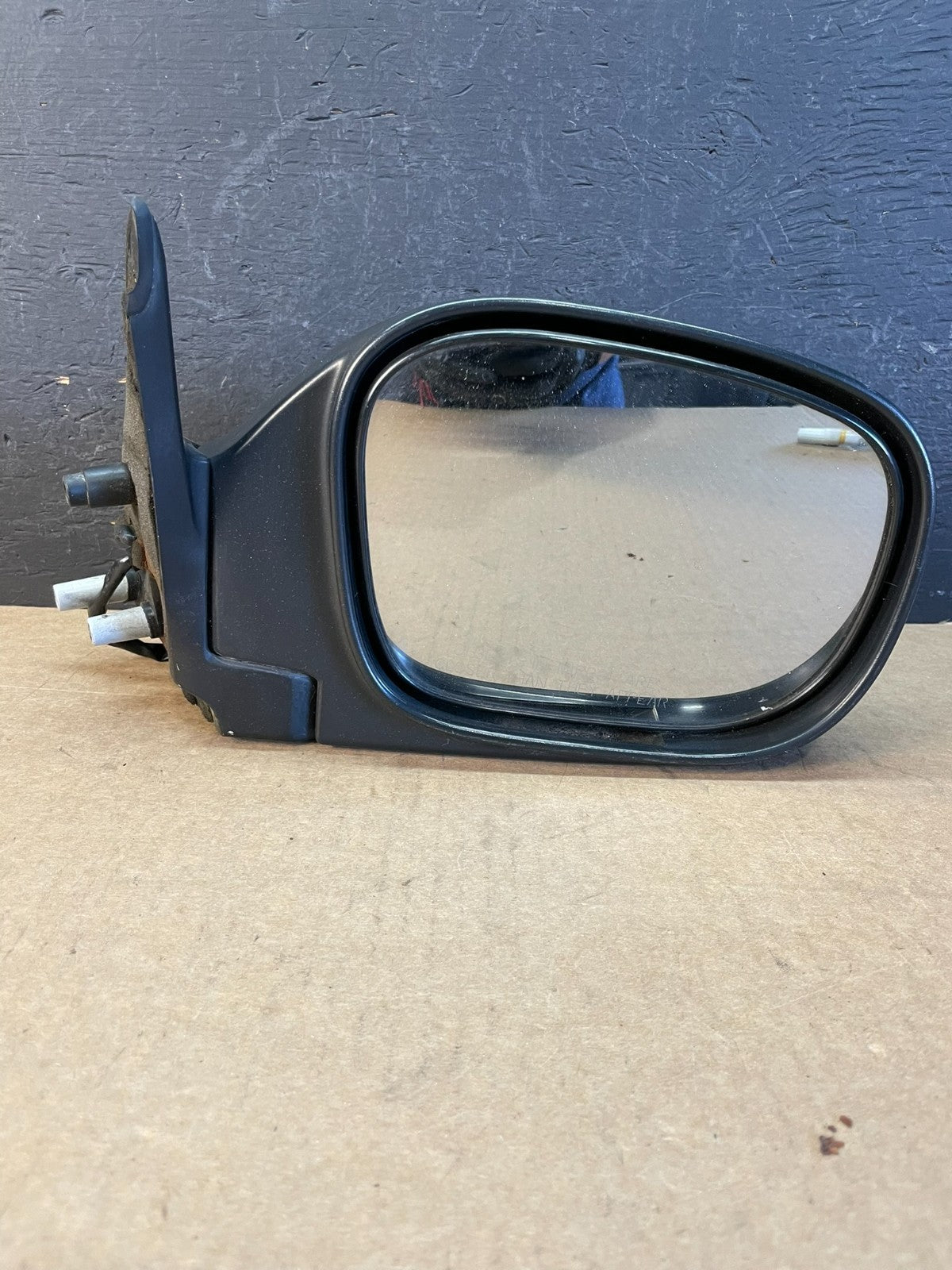 2001 to 2004 Nissan Pathfinder Right Passenger View Door Mirror AD0011 DW3
