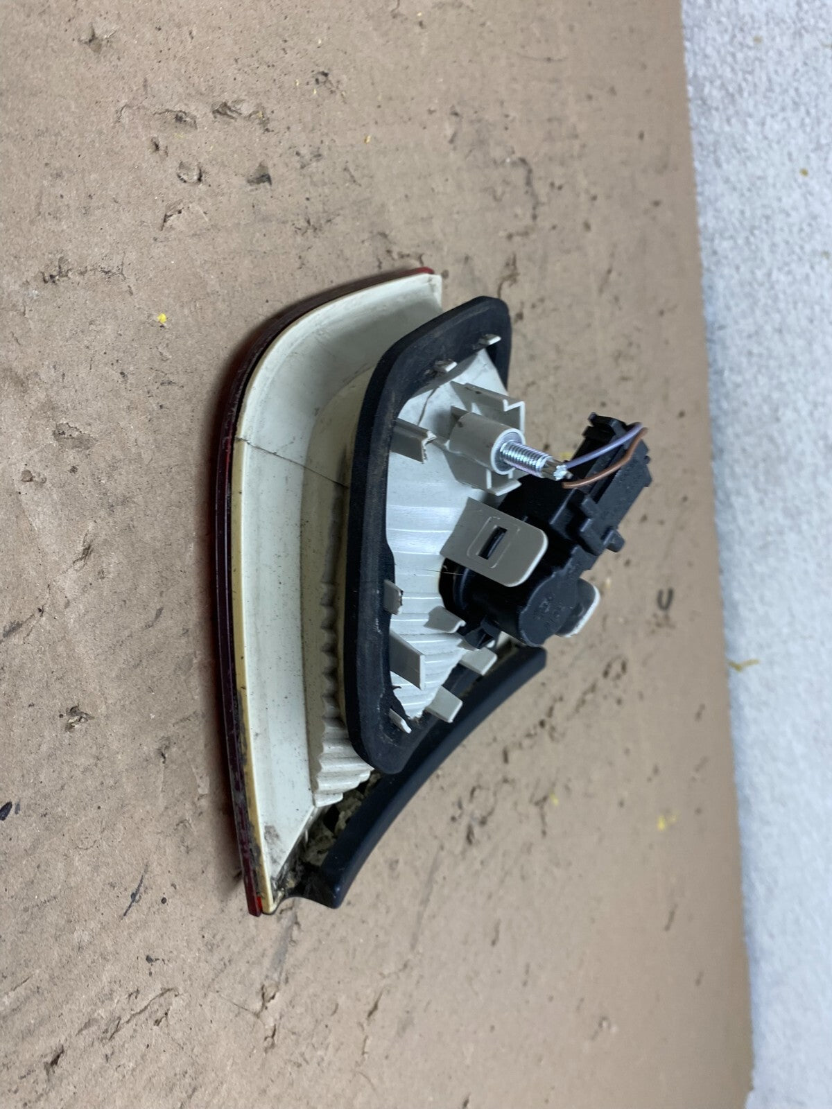 2004-2008 Audi A4 Sedan Right Passenger RH Side Inner Tail Light OEM N2589 DW5
