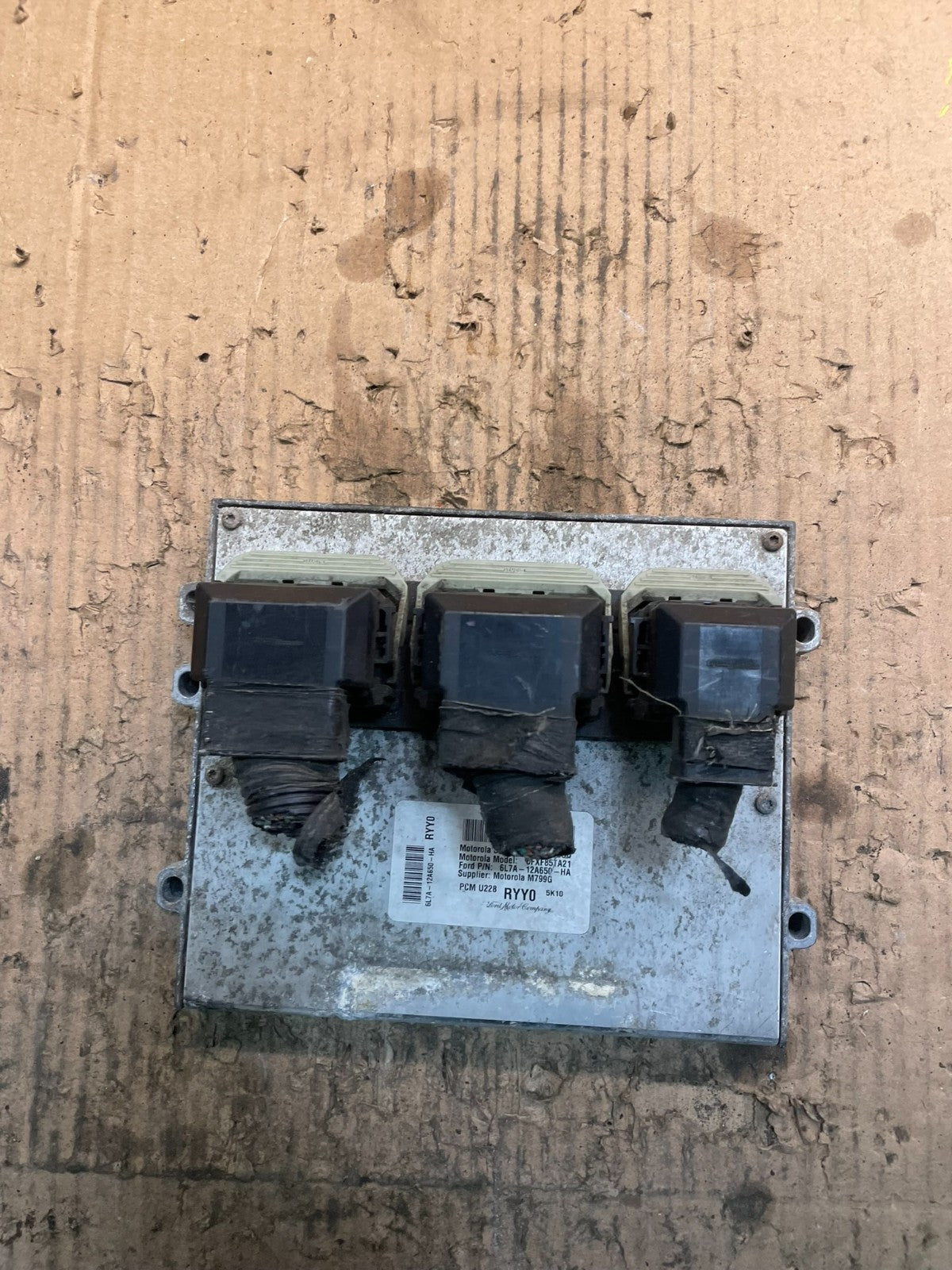 2006 Lincoln Navigator 5.4L Engine Control Unit ECU 6l7a-12a650-ha V2258 DG0