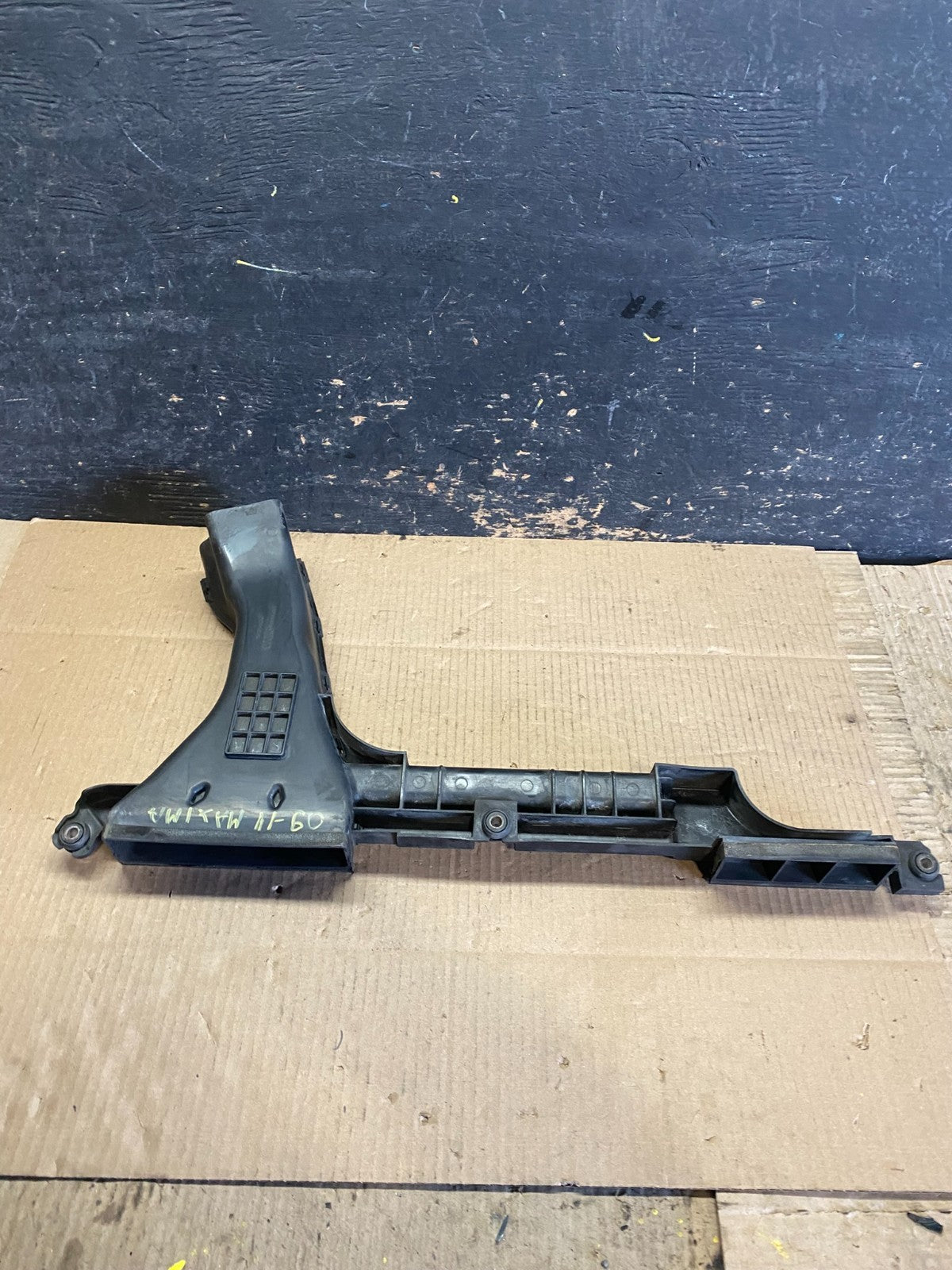 2009 to 2014 Nissan Maxima Upper Air Intake Duct  OEM w5718 DG4