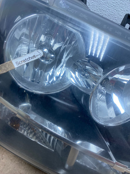 2007 to 2013 Chevrolet Suburban Tahoe Right Passenger RH Headlight AD8037 DW3