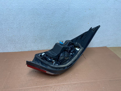 2008 to 2010 BMW 5 525i 530i Right Passenger Rh Tail Side Light M1091 DW8