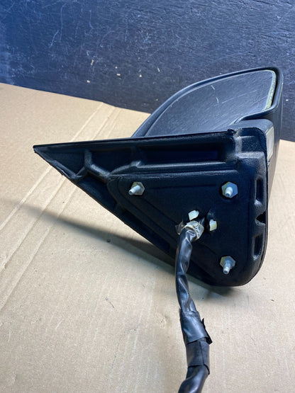2003-2006 Chevrolet Tahoe Suburban Right Passenger Turn Door Mirror AG3511 DW4