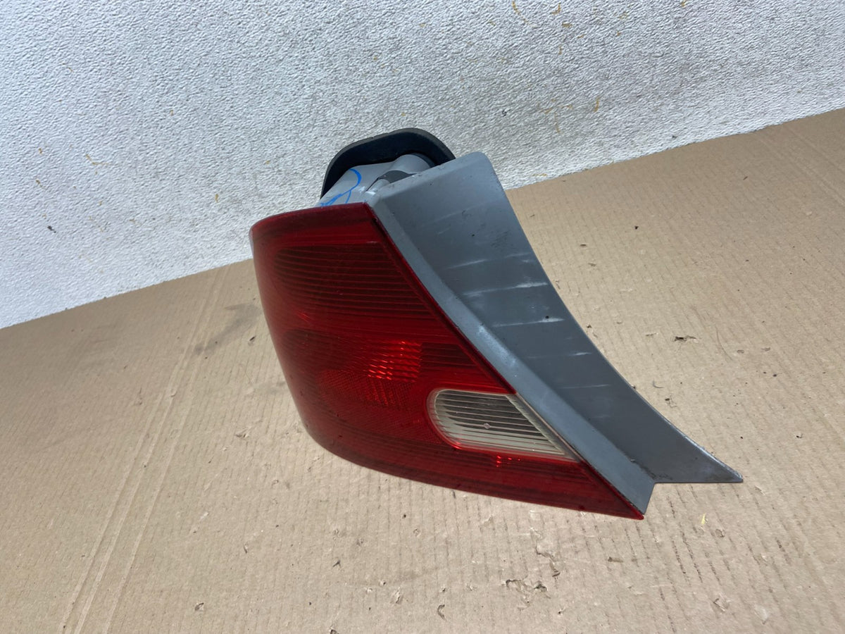 2001 to 2003 Honda Civic Coupe Left Driver Side Lh Tail Light AI9531 LK1