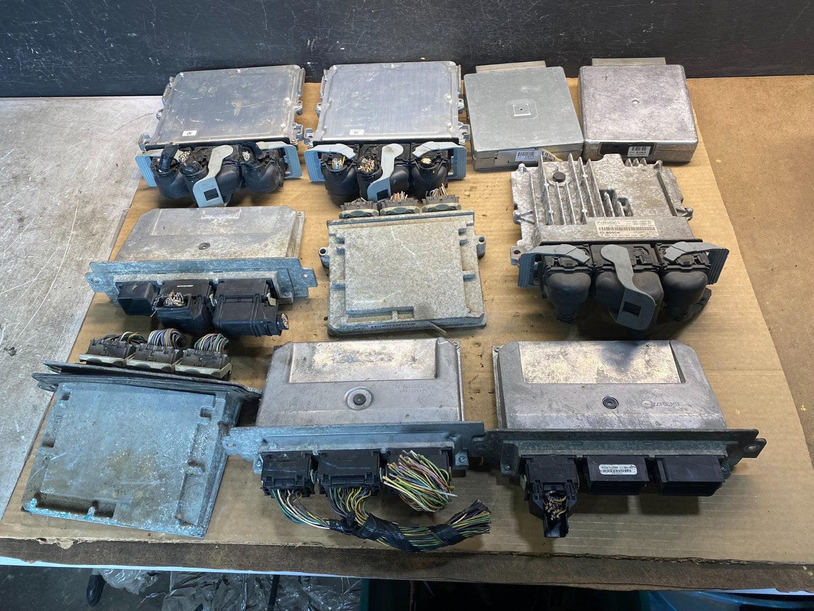 Mix of 10 Ford ECM Engine Computer Module AD98371