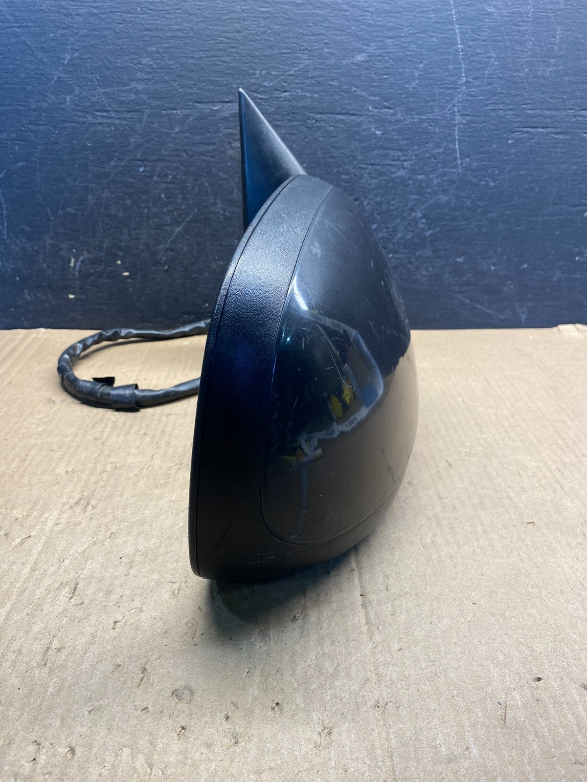 2003 to 2006 Gmc Yukon Right Passenger Turn Signal View Door Mirror AE7651 DW11