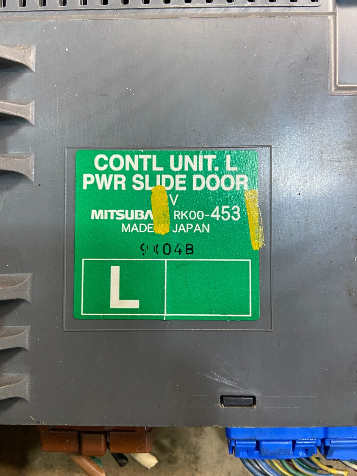2008 - 2010 Honda Odyssey Rear Left Driver LH Sliding Door Module Z4936 DG3