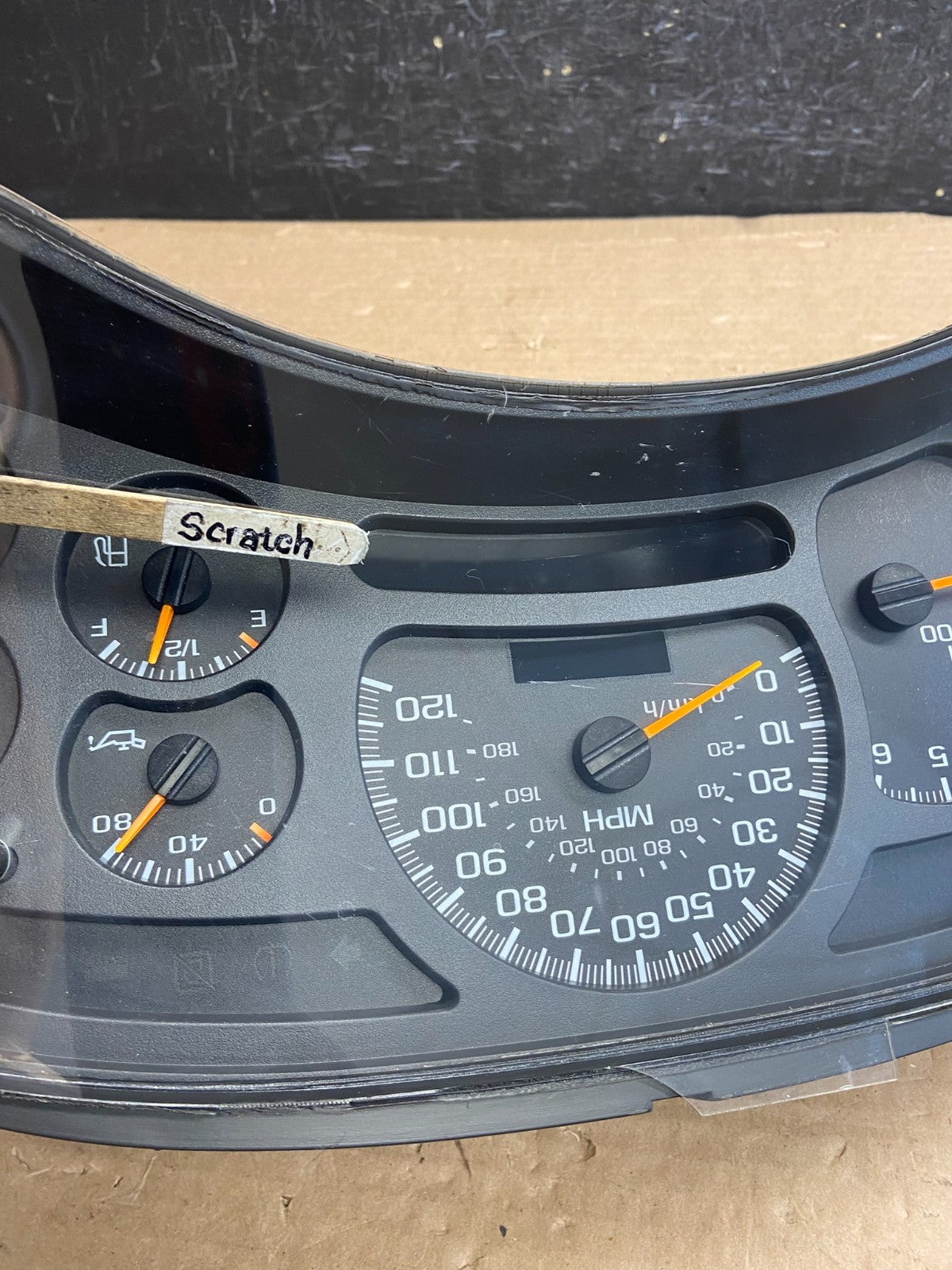 2003 to 2006 Chevrolet Silverado Speedometer Instrument Cluster AF2470 DG3