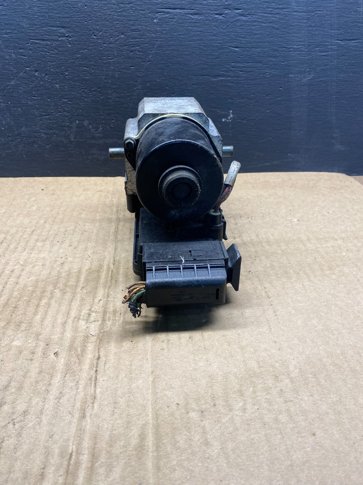 2004 2007 Ford E250 E350 Econoline Anti-Lock ABS Antilock Brake Pump AC7854 DG5