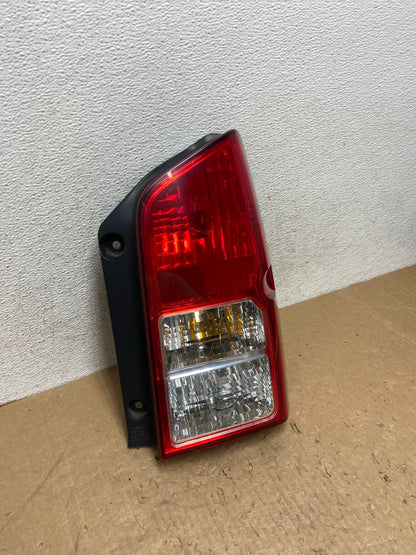 2005 to 2012 Nissan Pathfinder Right Passenger RH Side Tail Light AG1228 LK2