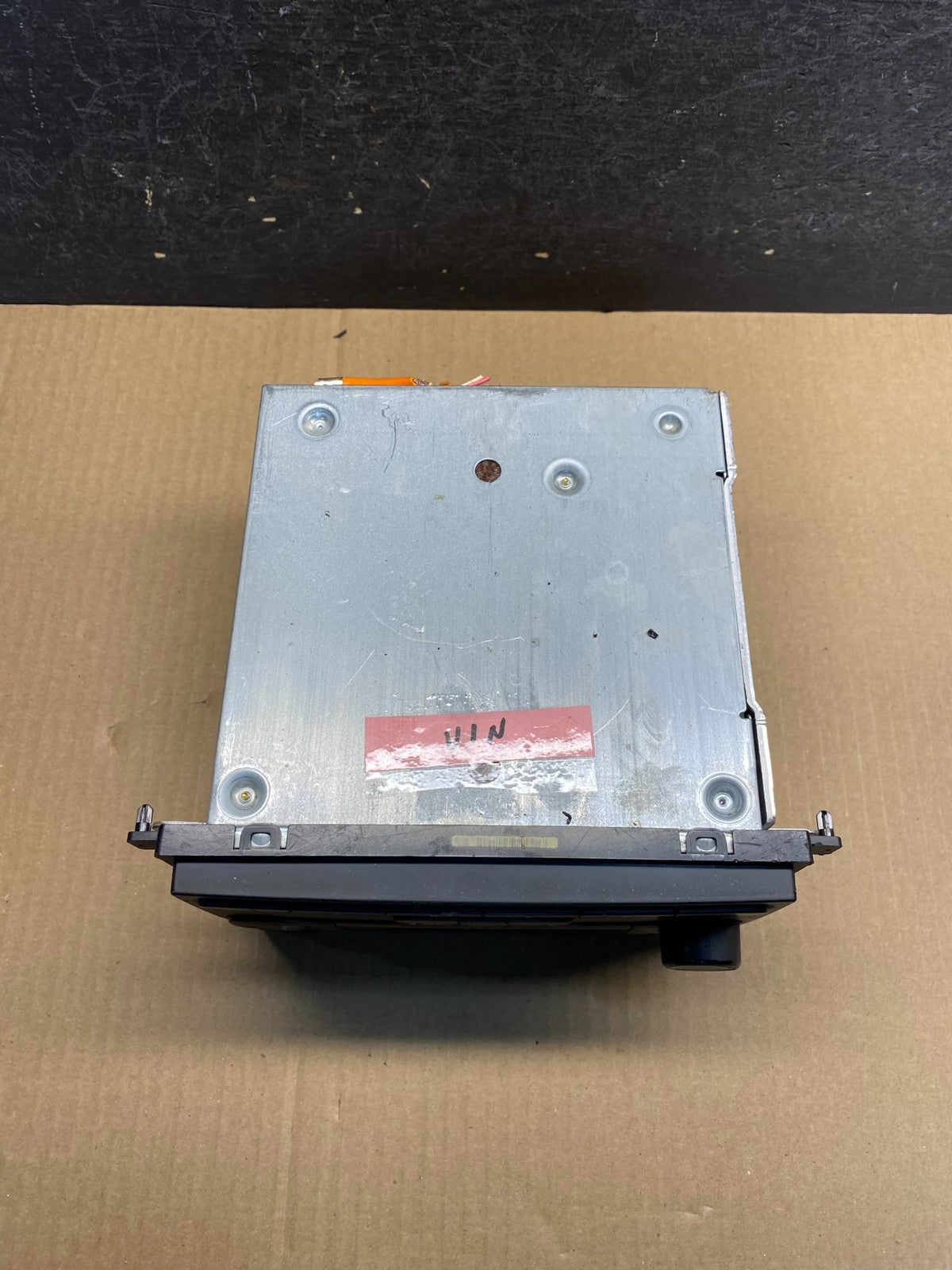 2004 to 2008 Ford F150 Mustang Radio Stereo Audio AM/FM AG9422 DW4