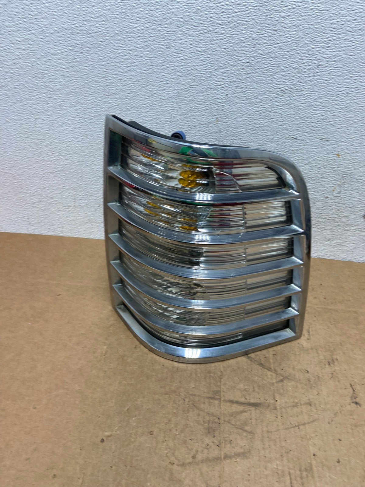 2006 - 2010 Mercury Mountaineer Right Side Tail Light AD6350 LK0