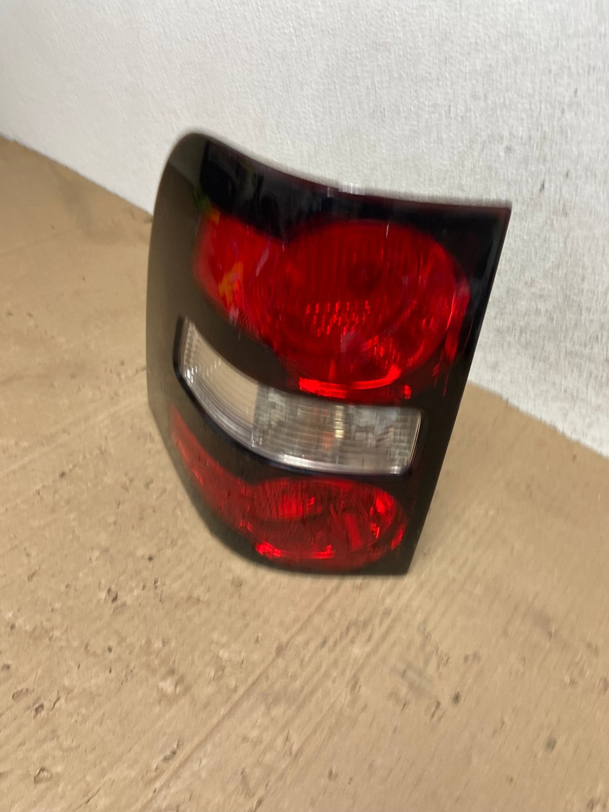 2006 to 2010 Ford Explorer Left Driver Lh Side Tail light AE9314 LK1