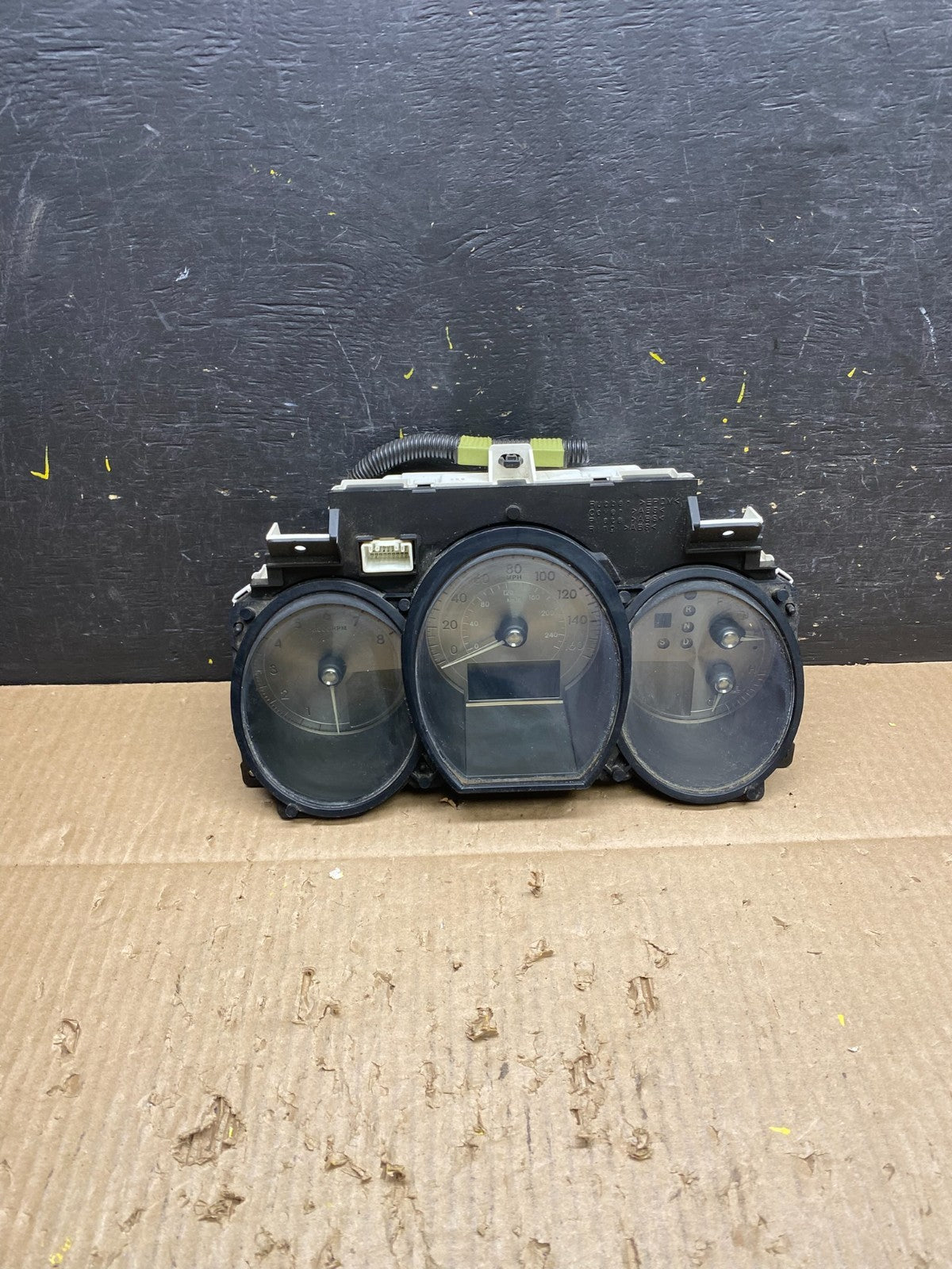 2006 to 2011 Lexus GS300 Speedometer Instrument Cluster V1636 DG0
