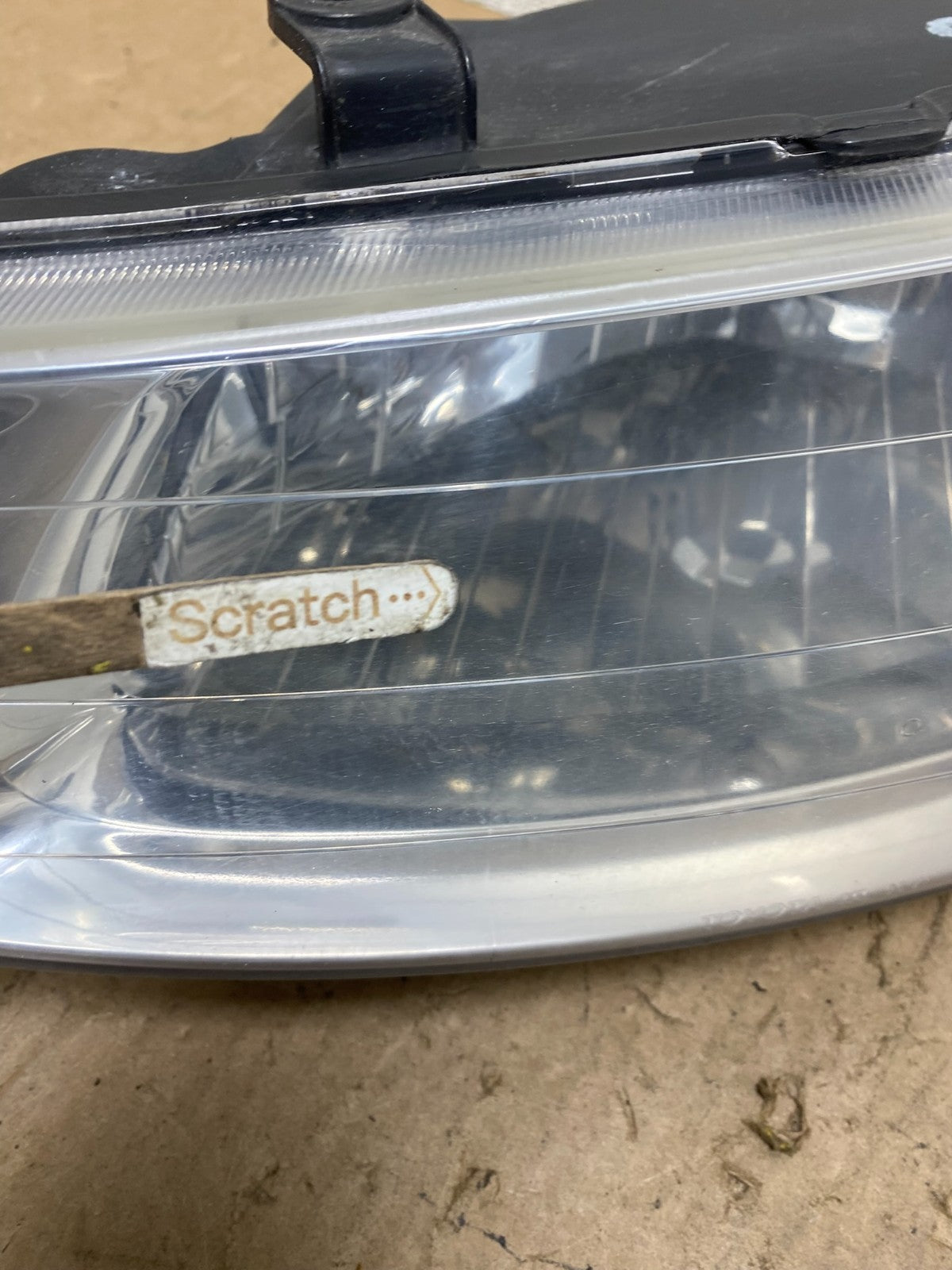1999-2001 Toyota Solara Left Driver LH Halogen Headlight W9319 DW3