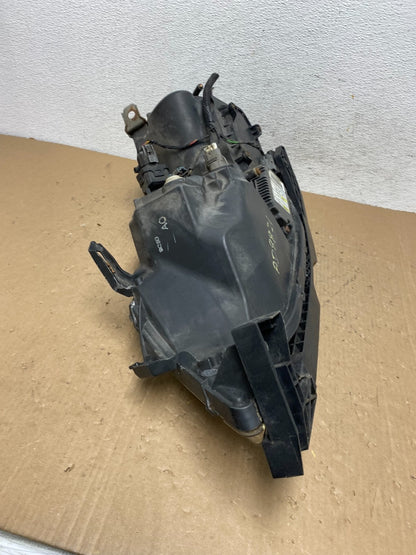 2005 to 2008 Acura RL Right Passenger Rh Side XENON HID Headlight AD8821 DW9
