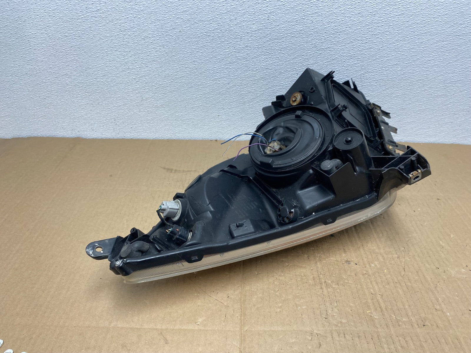 2006-2009 Toyota Prius Left Driver LH Side Headlight Halogen Oem AB8198 DW7