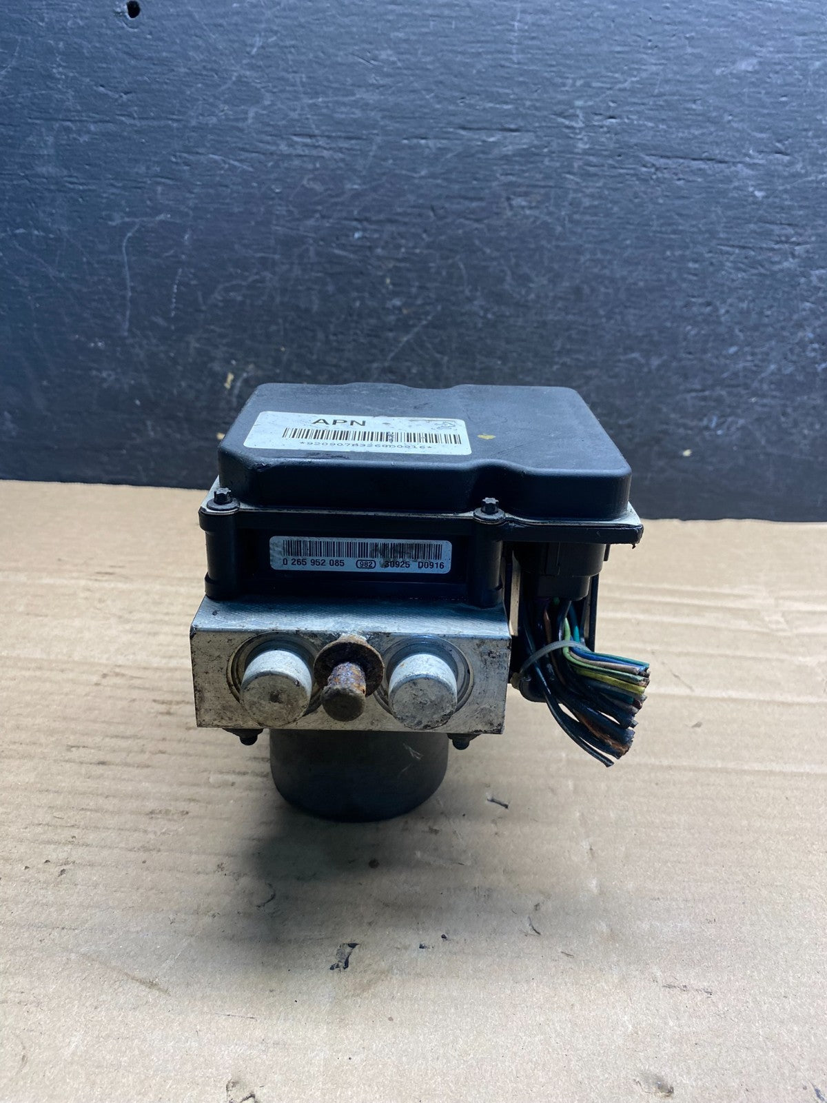 2009 to 2014 Cadillac Escalade ABS Pump Anti Lock Brake Module af0028 DG1