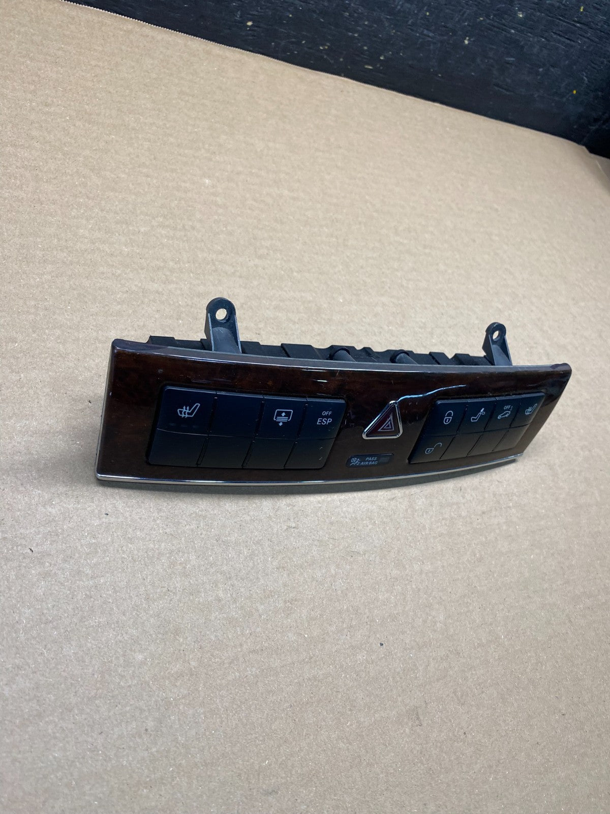 2005-2009 Mercedes W209 CLK350 CLK550 Door Lock ESP Hazard Control S2538 DG1