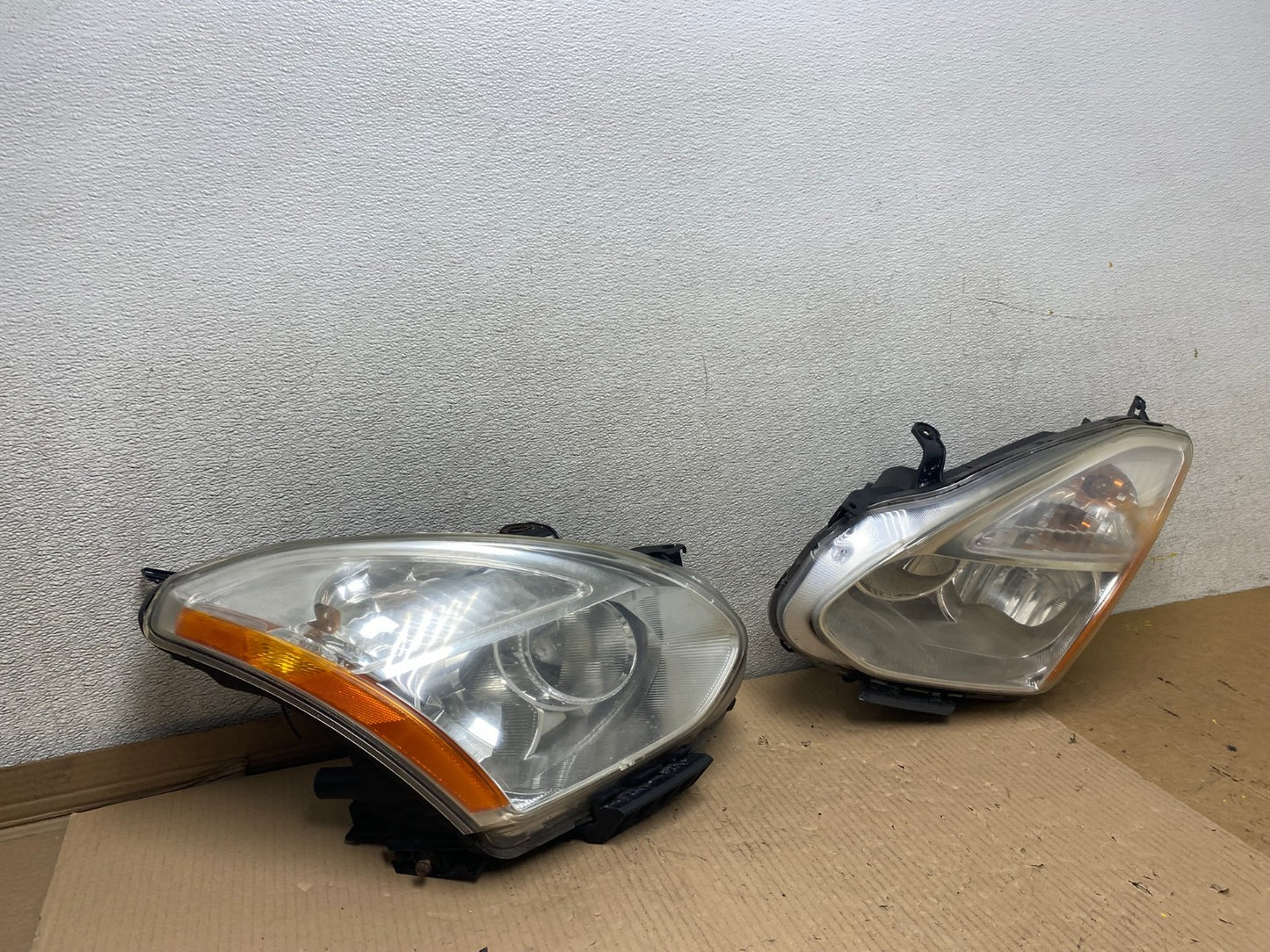 2009 - 2013 Nissan Rogue Left+Right Side Set Halogen Headlights U2640 DW2