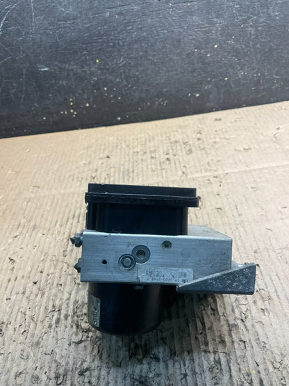 2007 to 2014 Mercedes C-Class ABS Anti Lock Brake Pump Module U9163 DG3