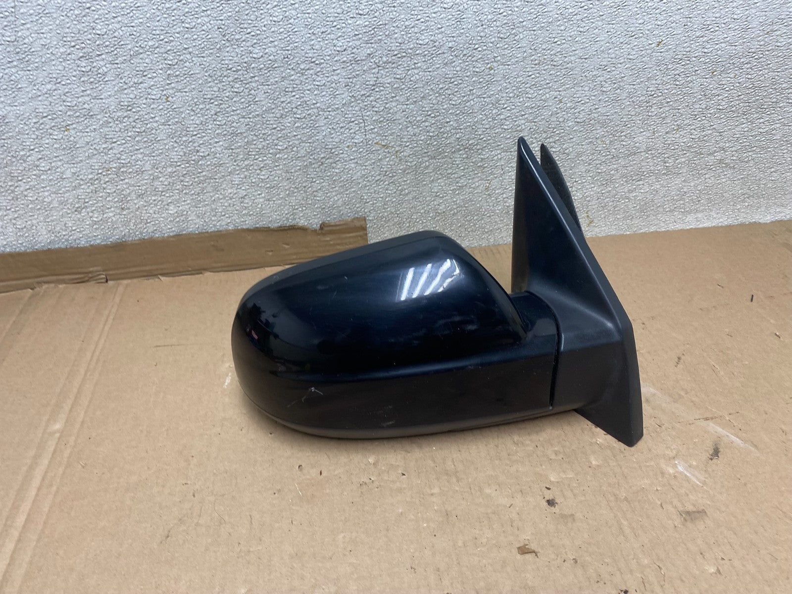 2005 to 2009 Hyundai Tucson Right Passenger Side Power Door Mirror U8291 DG0