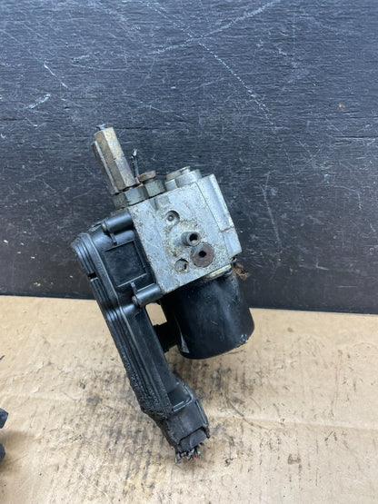 2003 2007 Ford E250 E350 Econoline Anti-Lock ABS Antilock Brake Pump R43721