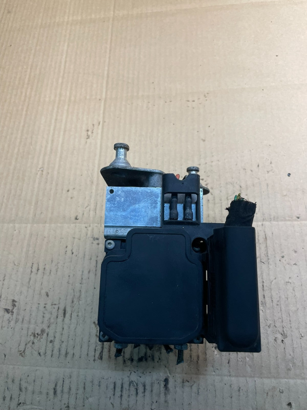 1998-2002 Mercedes W203 C230 CLK320 ABS Anti Lock Brake Pump Module X8568 DG4