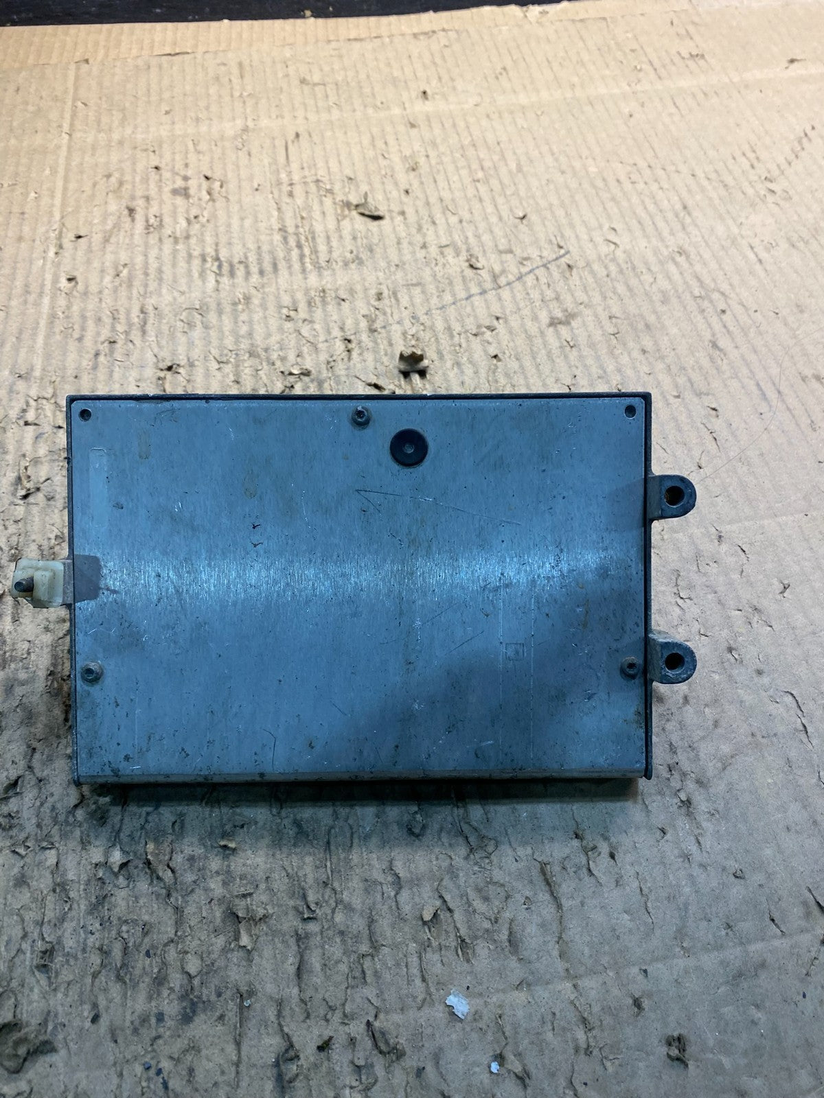 1998 Jeep Grand Cherokee 4.0 ECU ECM Engine computer module p56041537af Y1186 DG4