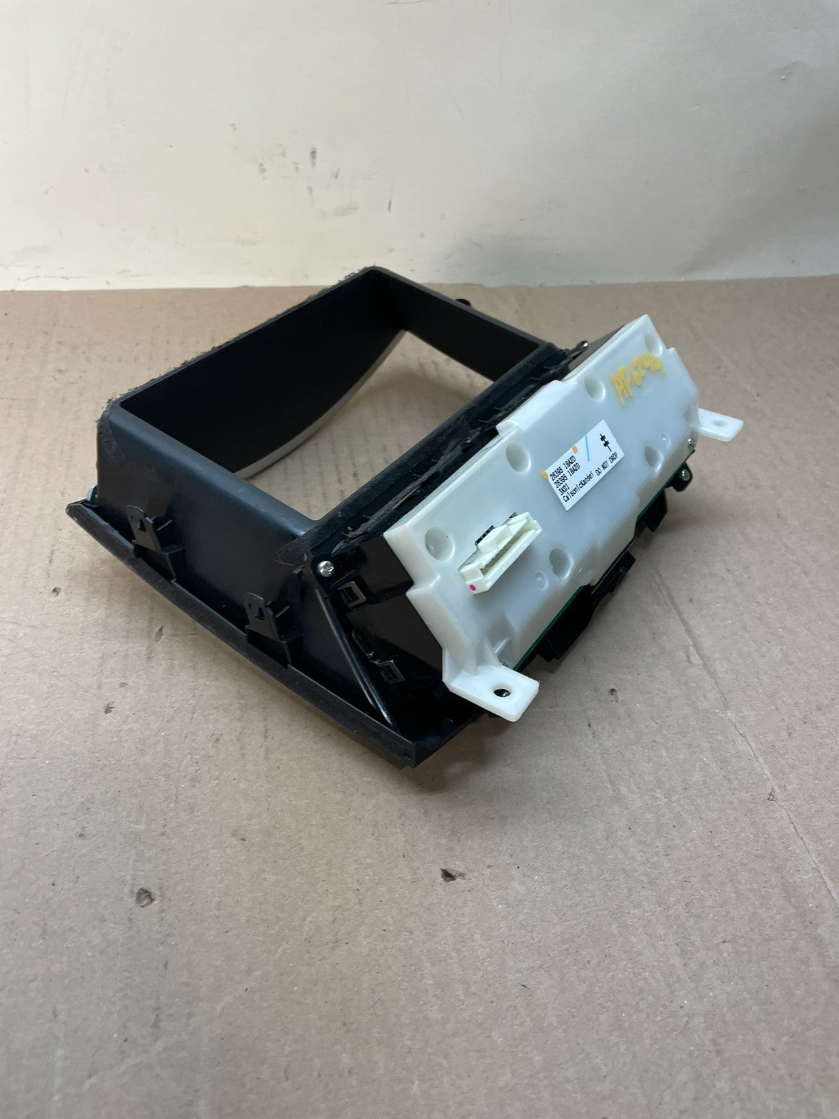 2014 to 2017 Infiniti QX50 Radio Player Climate Control Panel Bezel aj0721 DG3