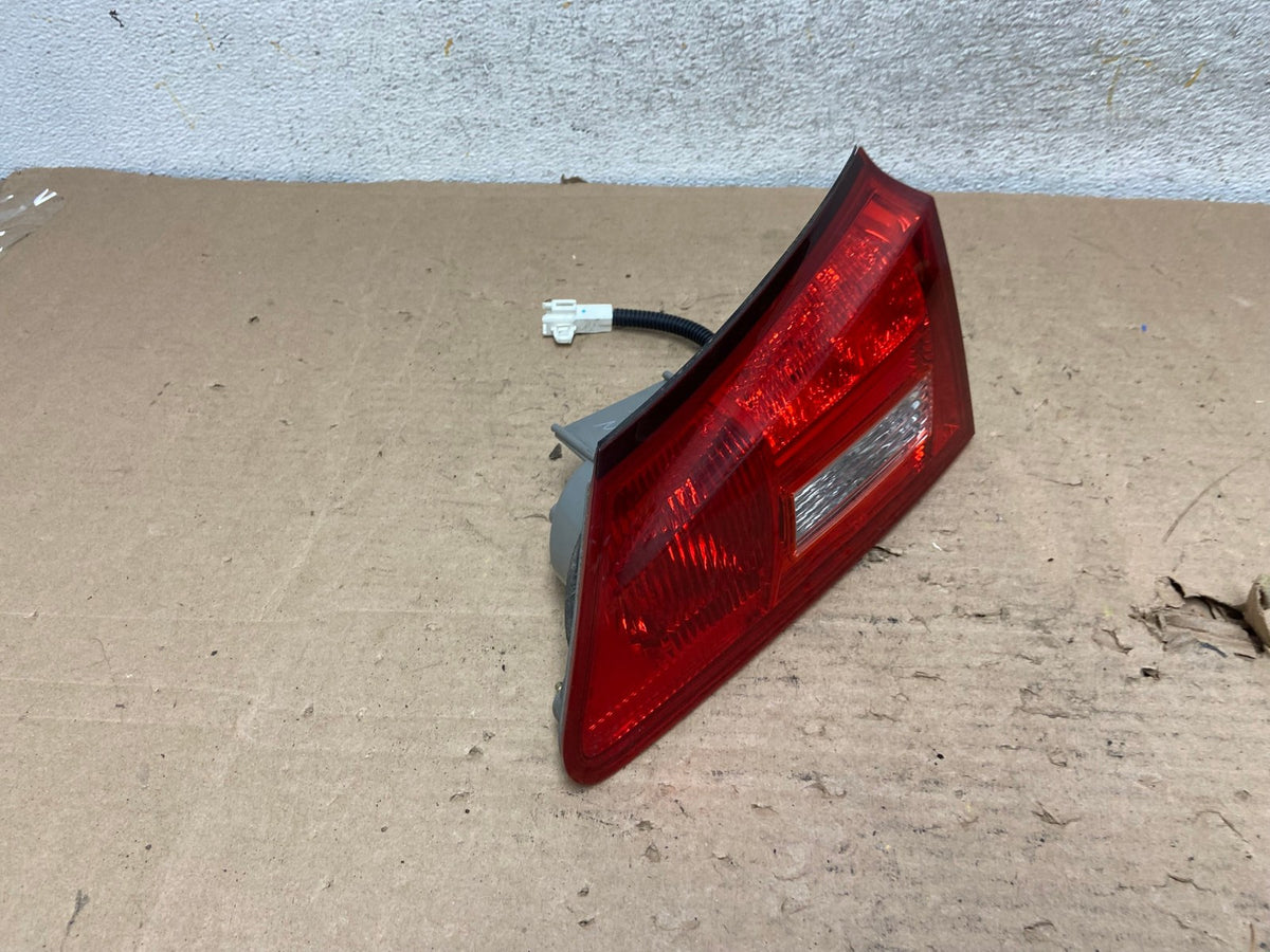 2006 - 2008 Lexus Is250 Is350 Right Passenger RH Inner Tail Light AI1070 LK2