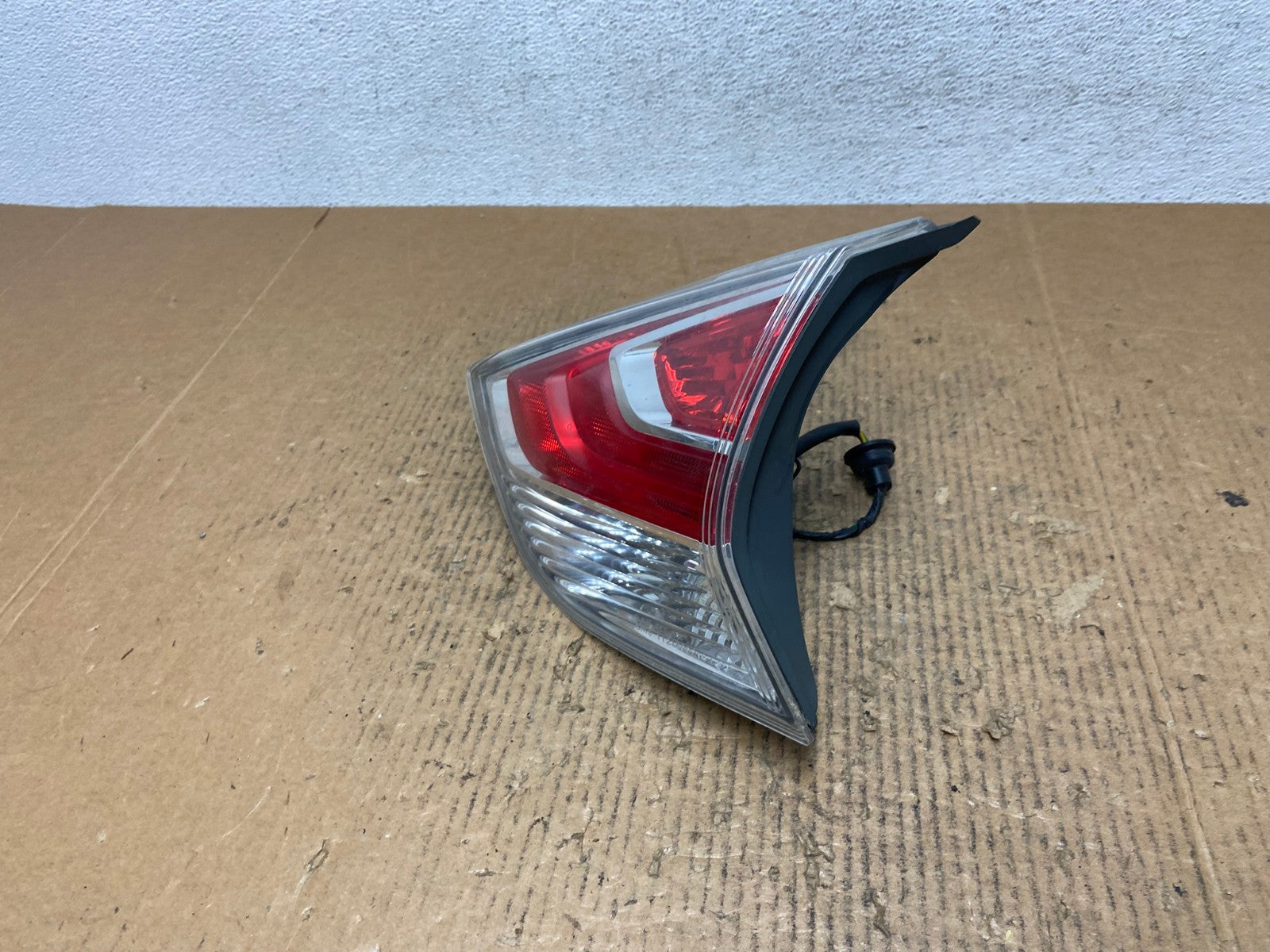 2014-2016 Nissan Rogue Right Passenger Side Tail Light Inner AE2684 LK1