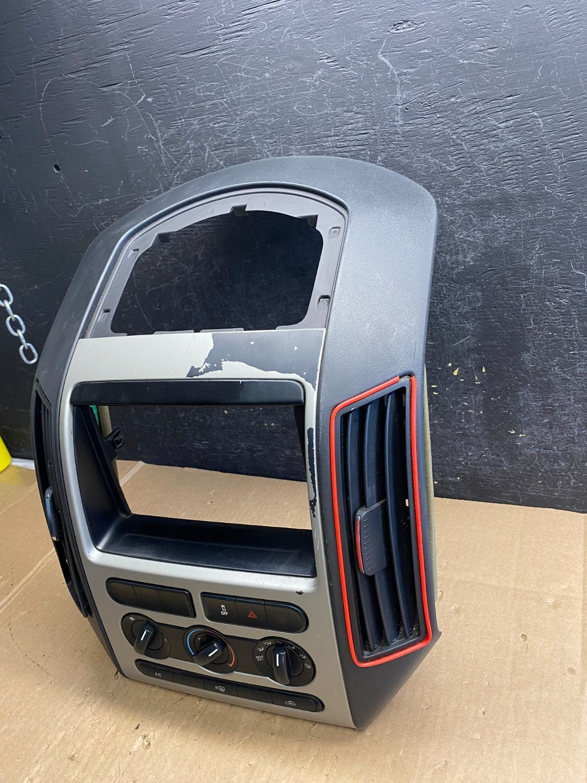 2007 - 2010 Ford Edge Heater Climate Control Radio Control Dash Bezel aj1366 DG4