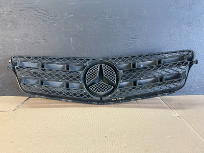 2010 to 2014 Mercedes-Benz W204 C250 Front Grille Grill AE3540 DG3