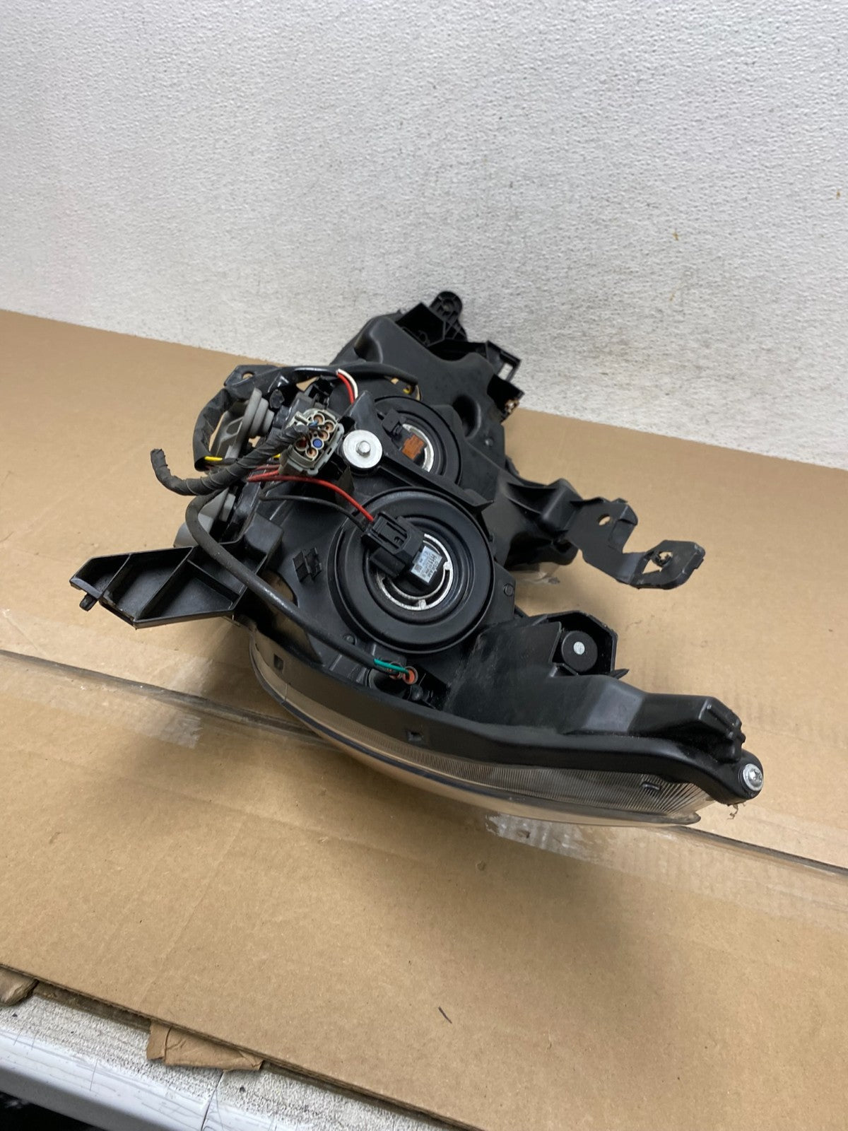 2016 - 2018 Nissan Altima Right Passenger RH Halogen Headlight AE6642 DW7