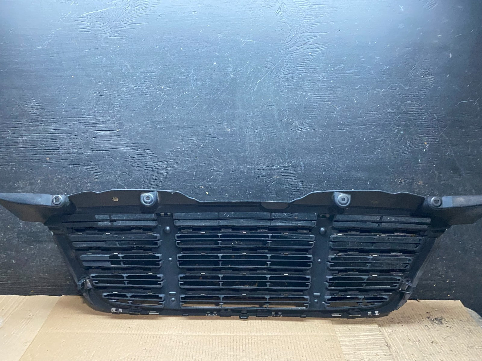 2009 to 2011 Freightliner Sprinter Front Upper Chrome Grill Grille W5930 DG8