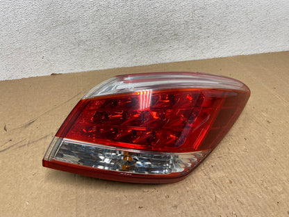 2011 - 2014 Nissan Murano Right Passenger Side RH Tail Light AG0562 LK0