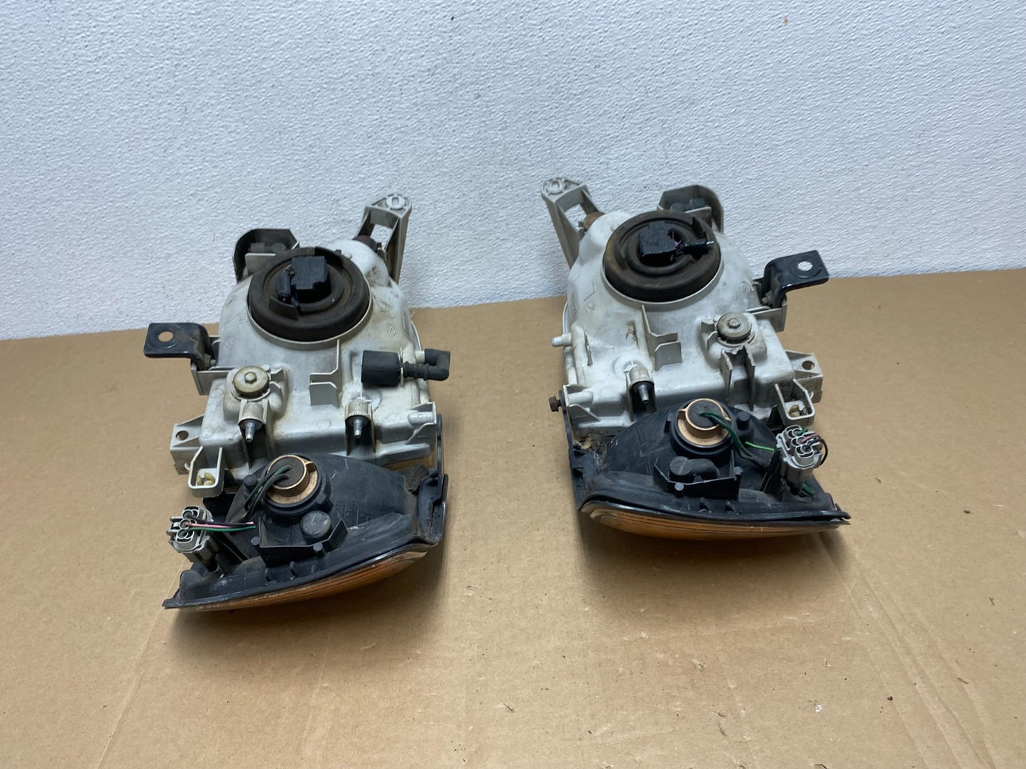 1999-2004 Nissan Pathfinder Left+Right Side Set Halogen Headlights Oem AC5565 DW9