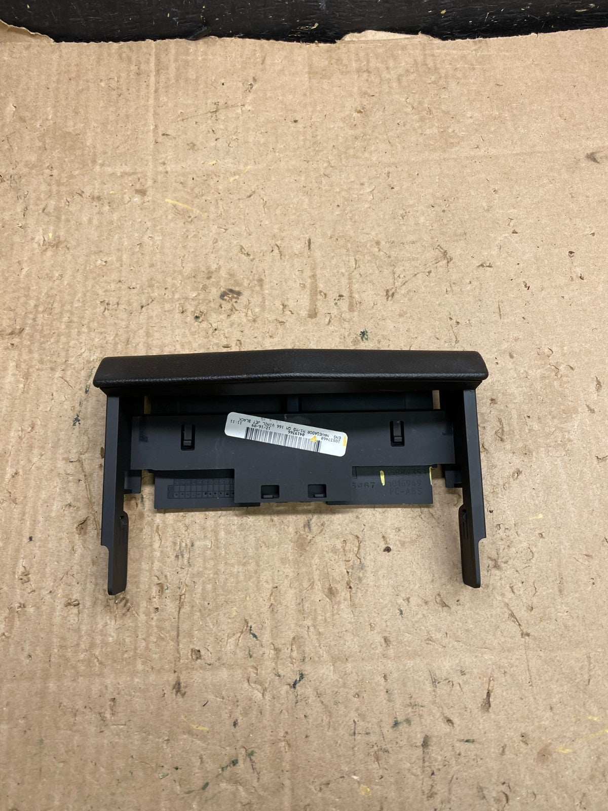 2010-2012 Cadillac SRX A/C Pop Up Display Upper Cover Assembly  z1849 DG0