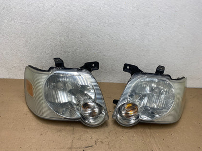 2006 2007 2008 2009 2010 Ford Explorer Left+Right Set Headlights AG5384 DW0