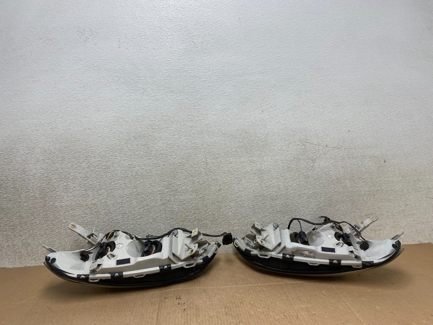 2008 to 2012 Chevrolet Malibu Left+Right Side Set Headlights Oem W0788 DW6