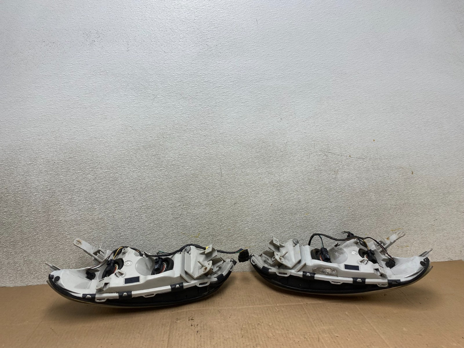 2008 to 2012 Chevrolet Malibu Left+Right Side Set Headlights Oem W0788 DW6