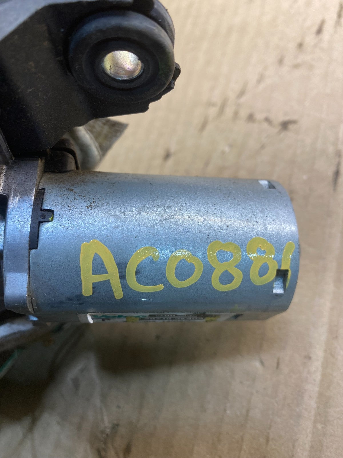 2013-2016 Nissan Pathfinder Back Door Rear Wiper Motor Wiper Blade AC0881 DG5