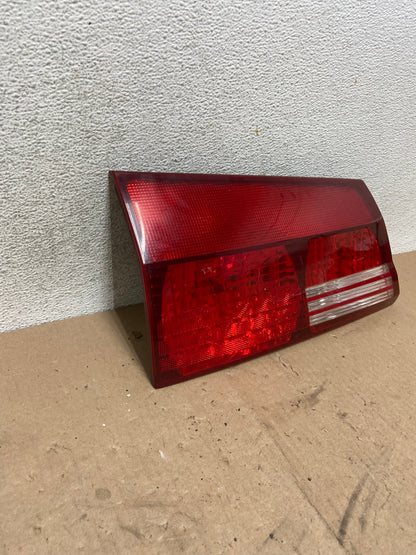 2004 - 2005 Toyota Sienna Left Driver LH Side Inner Tail Light AG4813 LK2