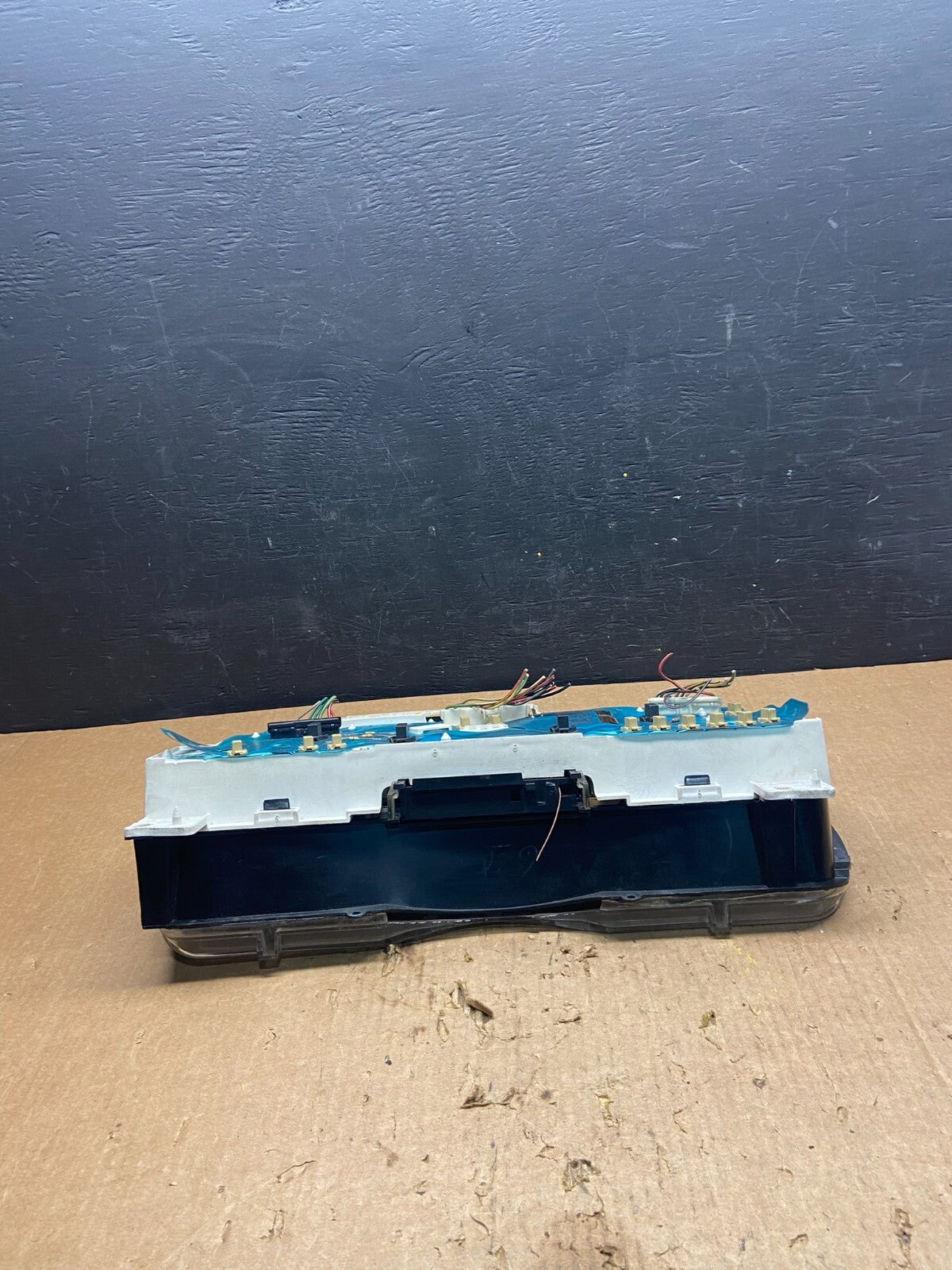 2001 to 2002 Ford Econoline E250 E350 Van Speedometer Instrument Cluster H21235